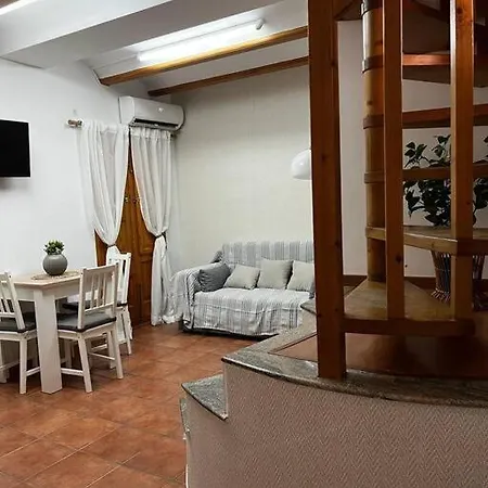 Апартаменты Castle House